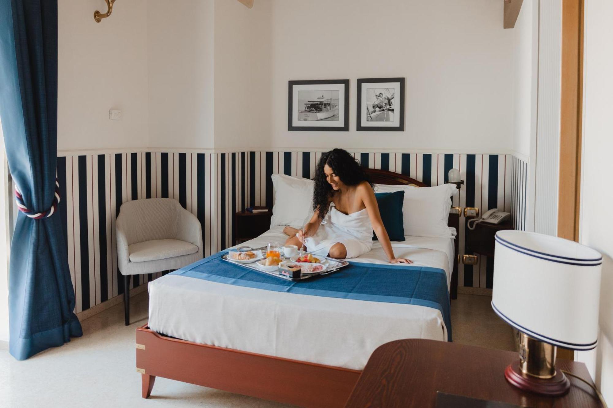 Corte Di Nettuno - Cdshotels Otranto Exterior photo